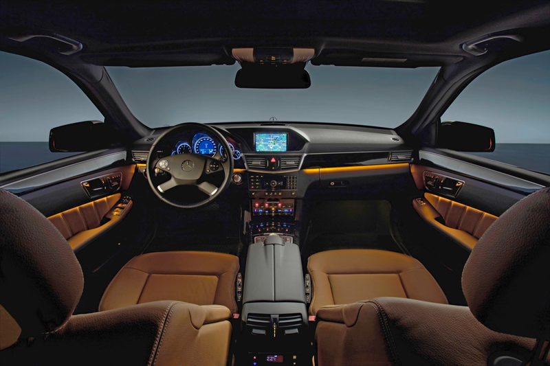 Illustration for article titled 2010 Mercedes E-Class: Mega Gallery